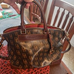Dooney & Bourke Signature Vanessa